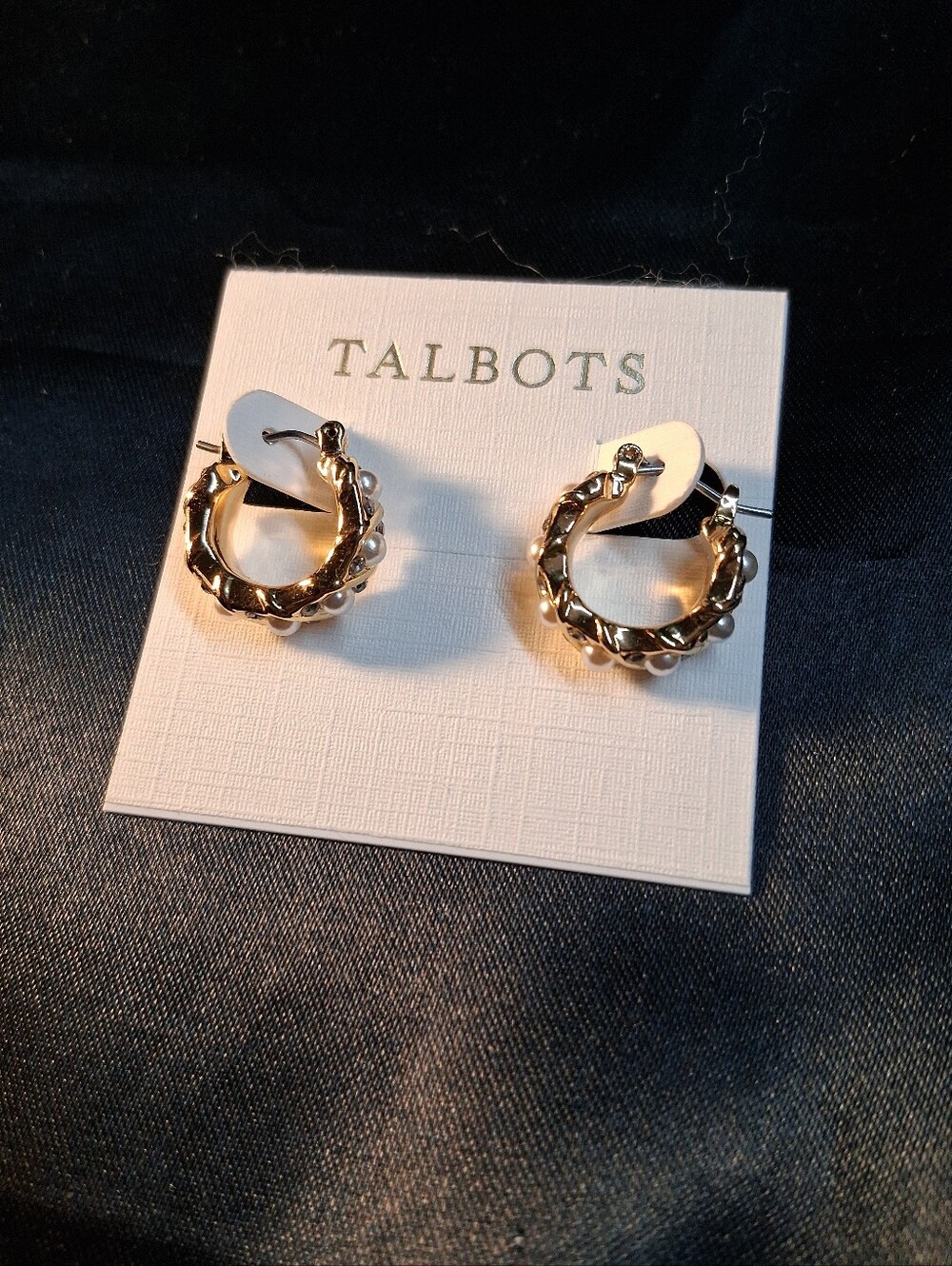 124. Talbots Gold Tone Hoop Dangle Earrings 0.5" W. Faux Pearls NEW W TAGS